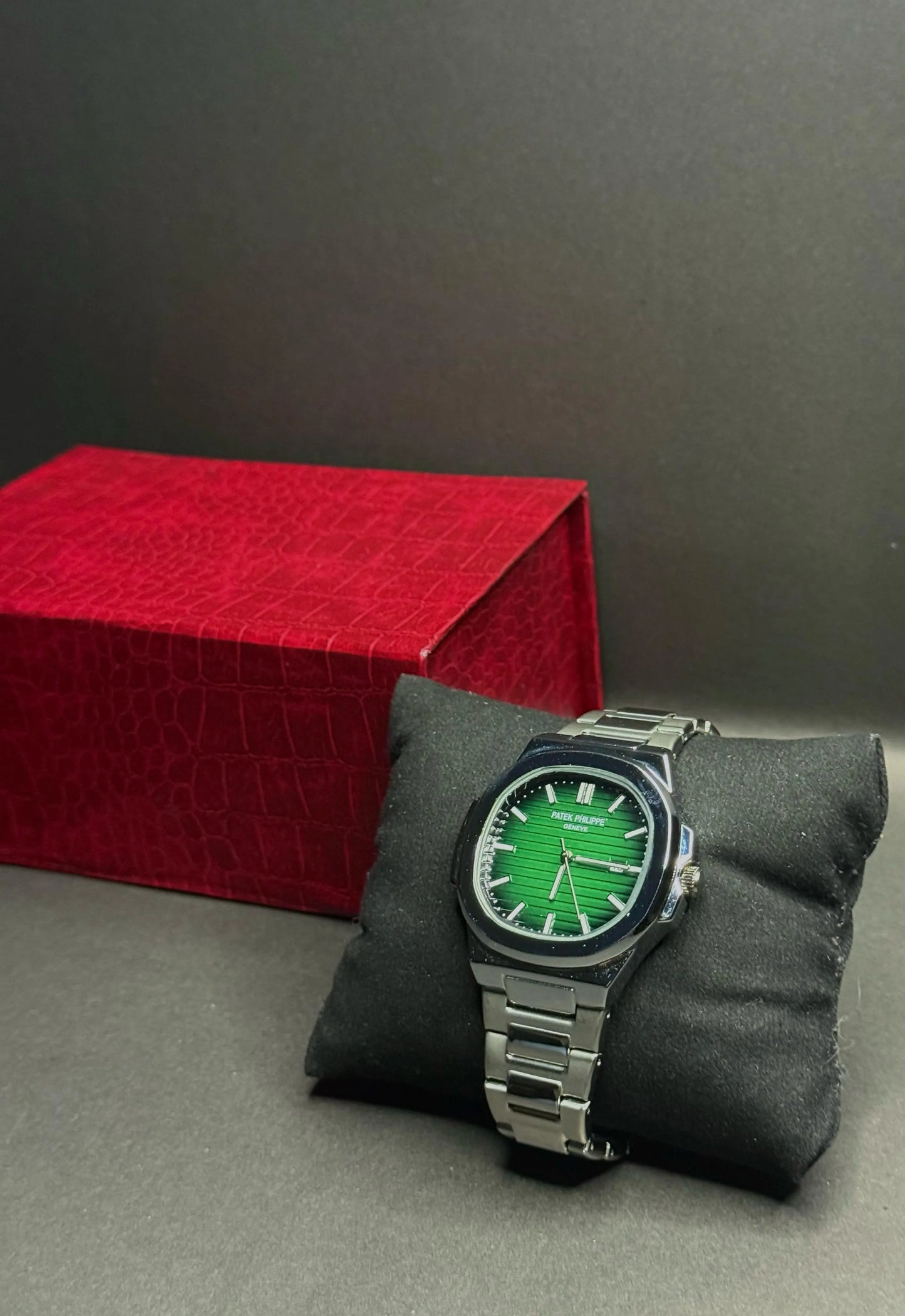 Patek Philippe NAUTILUS Green Dial Stainless Steel Buy Luxury