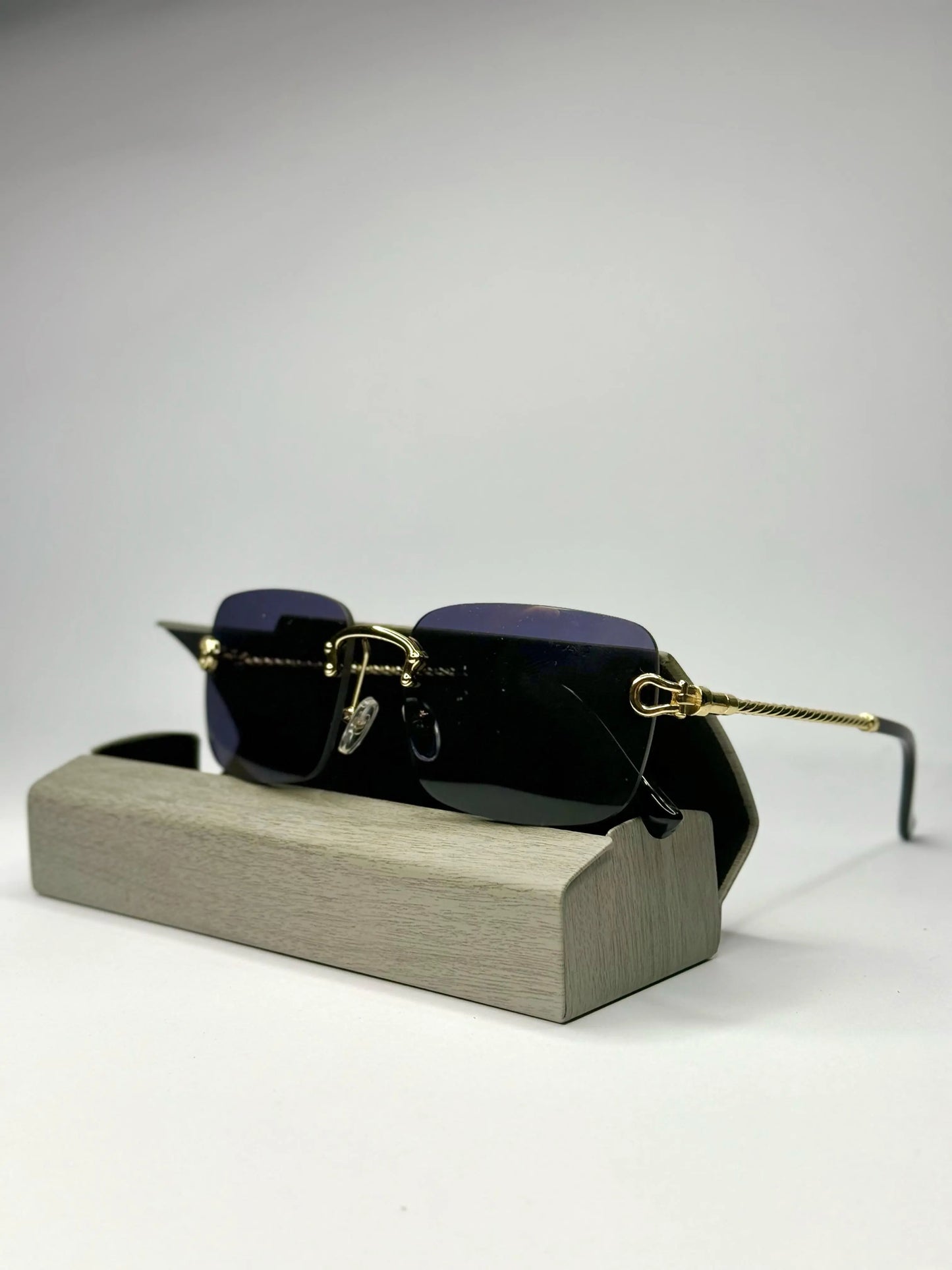 Wireframe luxury sunglasses Buy Luxury