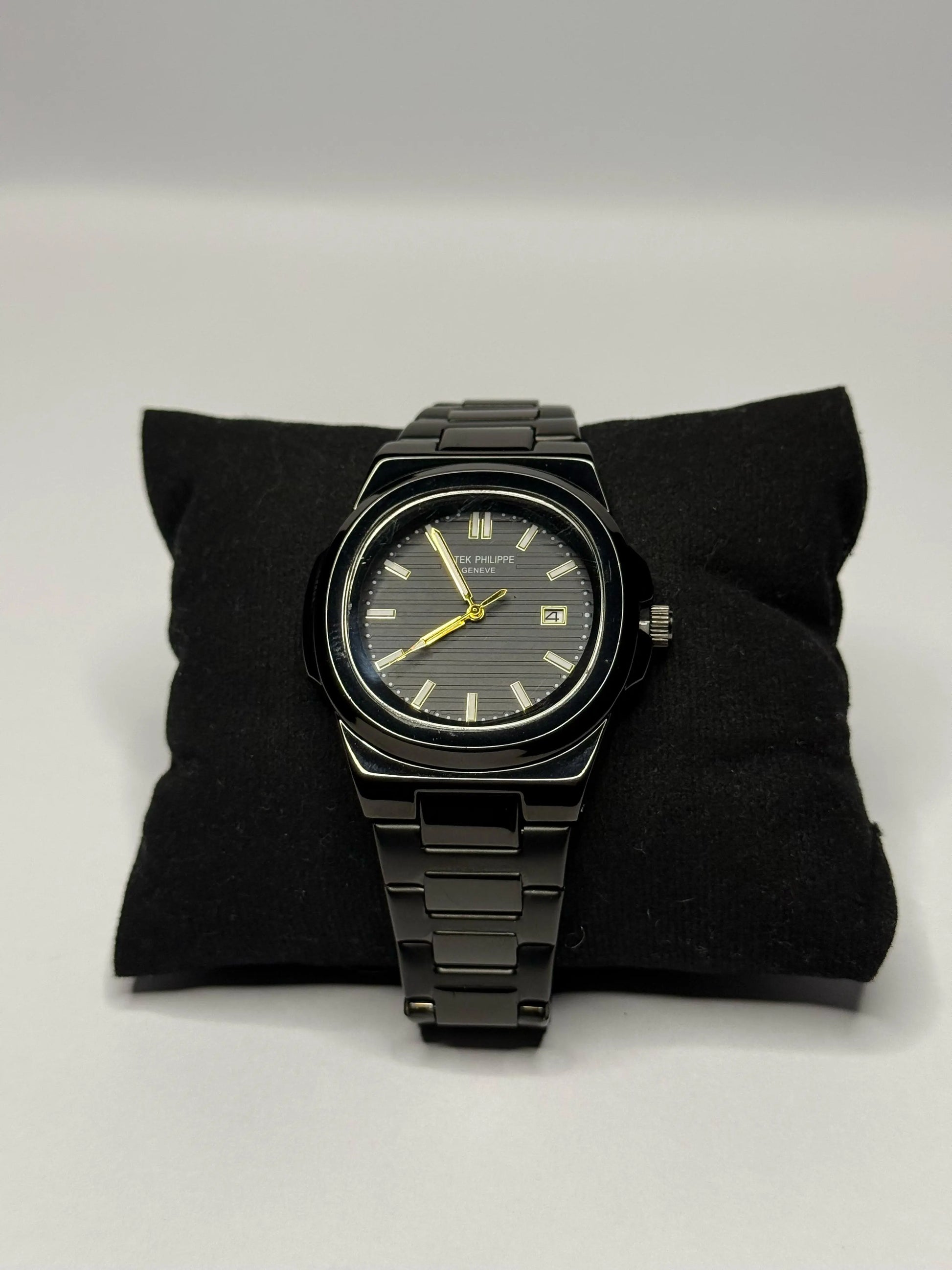 Patek Philippe Nautilus black Buy Luxury