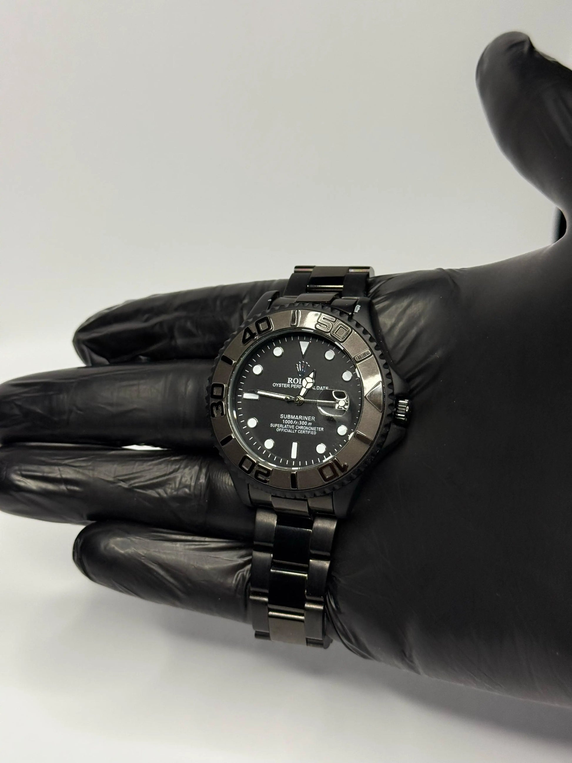 Rolex Submariner 41mm | Black DLC Stainless steel bracelet | Black dial | Men's Watch Buy Luxury